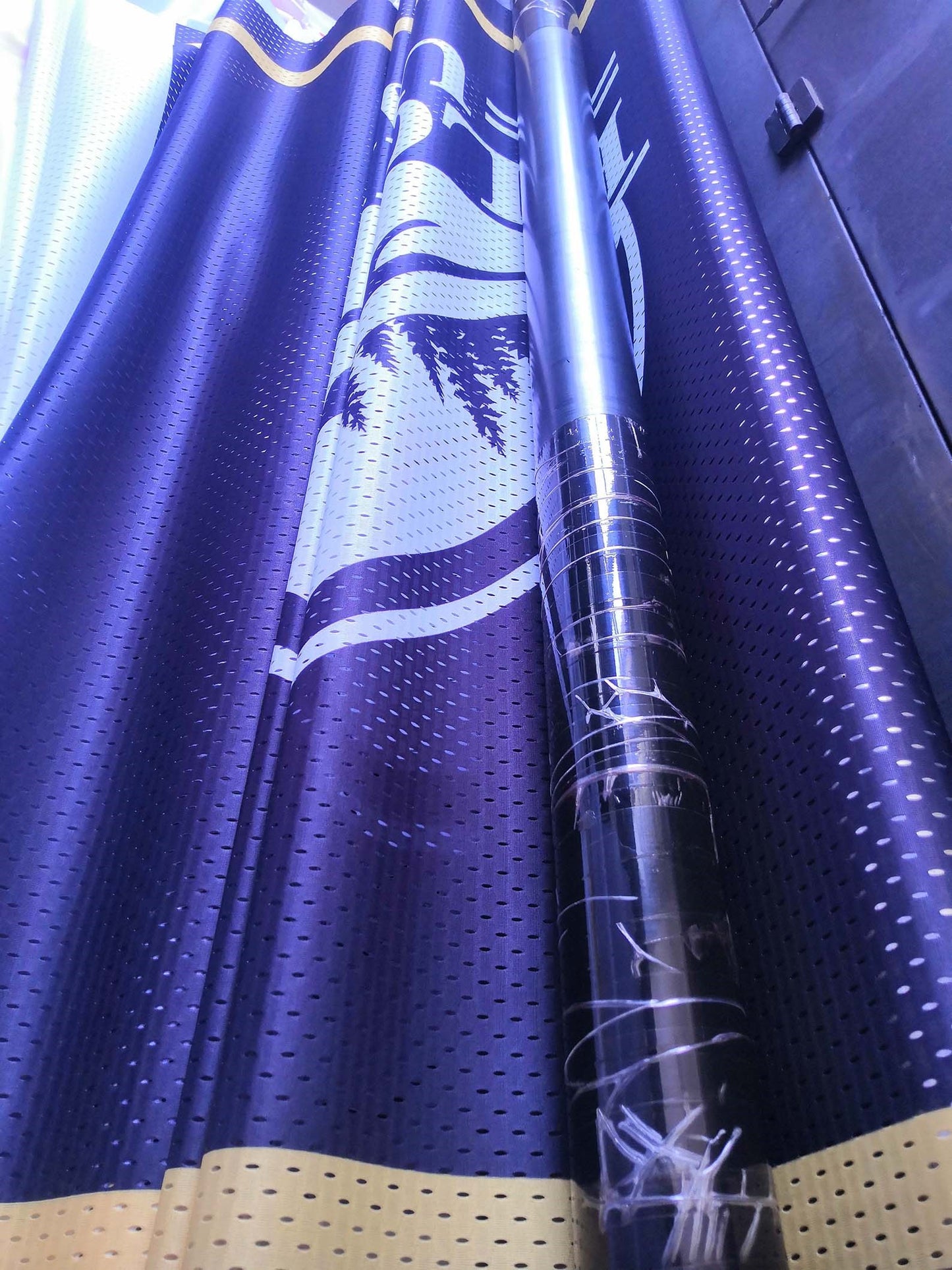 4 oz MESH Polyester - Single Reverse Banner