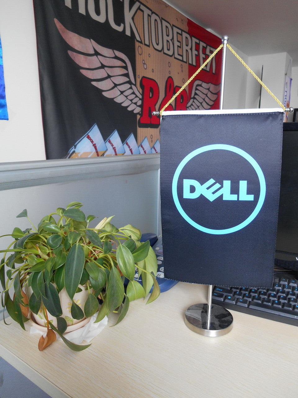 Desk Pennant Banner Telescopic